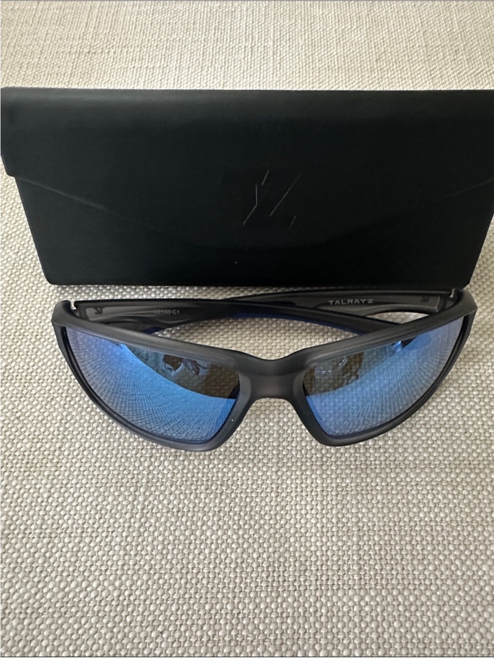 Men’s Talrayz Blue Polarized Sunglasses